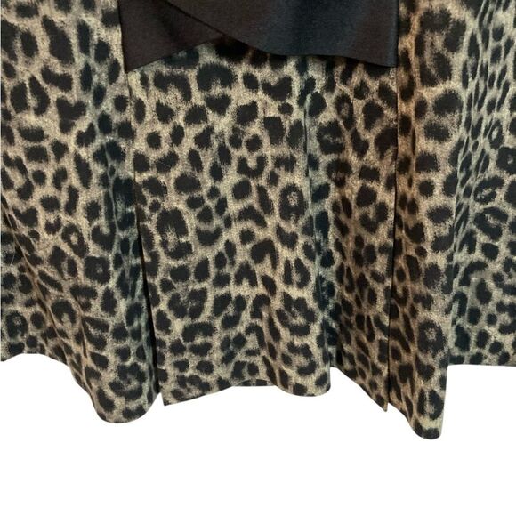 Cabi Jacket Woman’s Size 12 Leopard Jungle Print Blazer - Picture 4 of 10